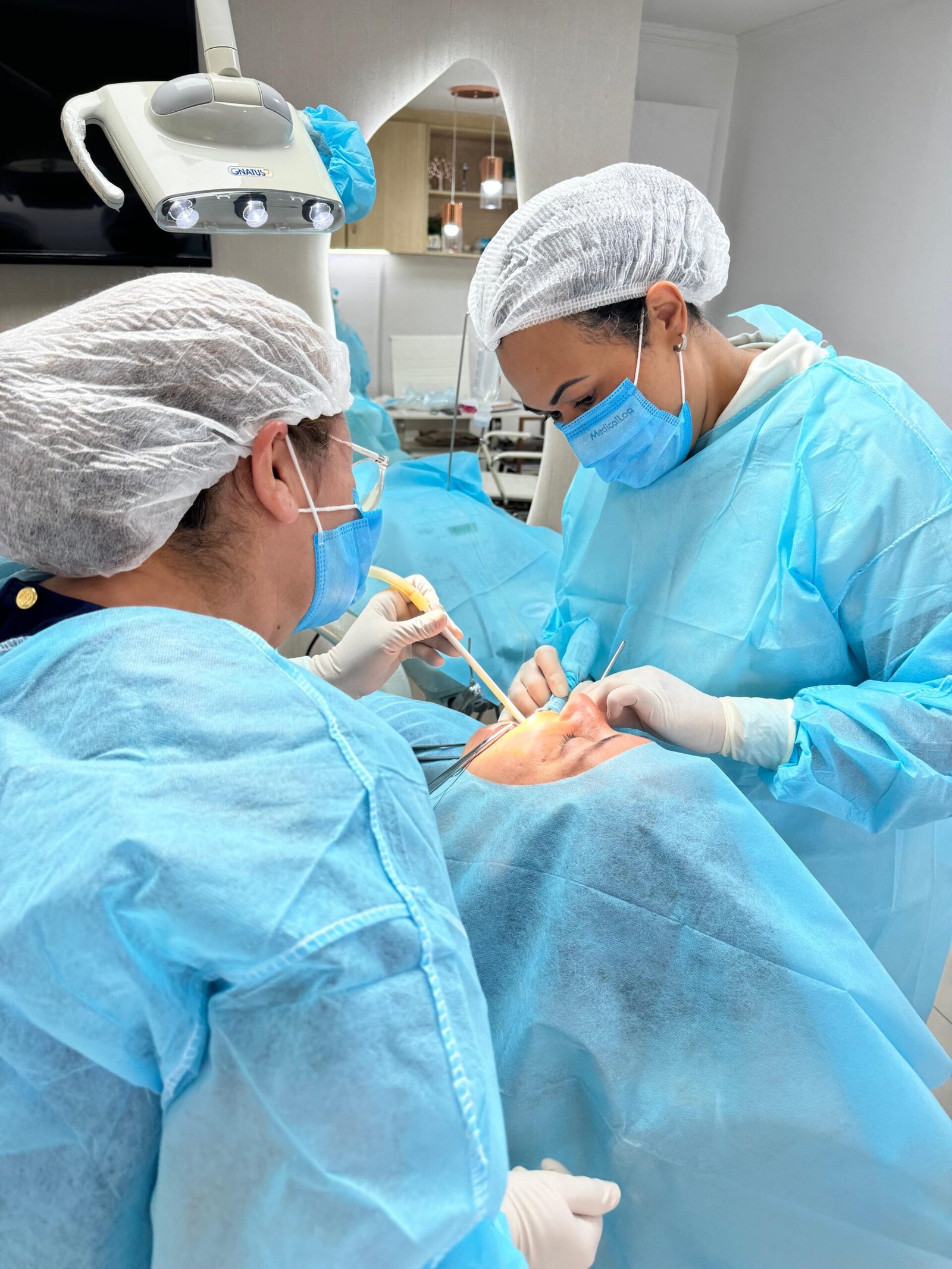 WhatsApp Image 2025-11-27 at 08.37.45